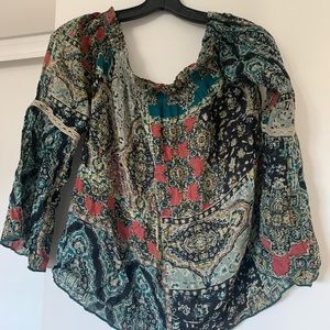 New O’NEILL Off the Shoulder Top Blue Size Small